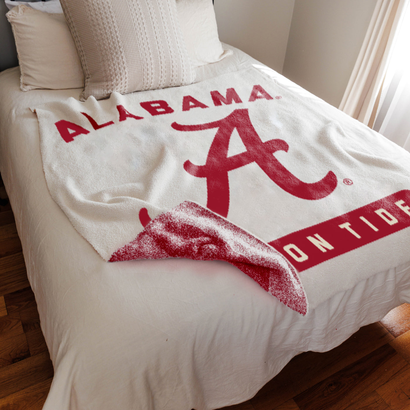 Alabama Prime Luxe Dreams Throw