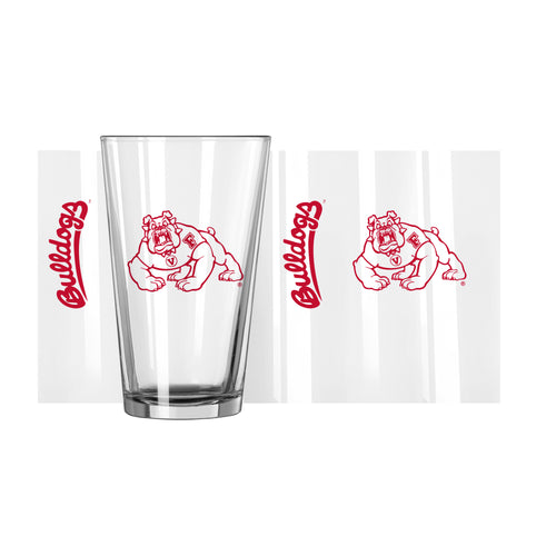Fresno State 16oz Gameday Pint Glass featuring Fresno State logo and team colors, ideal for college football fans.