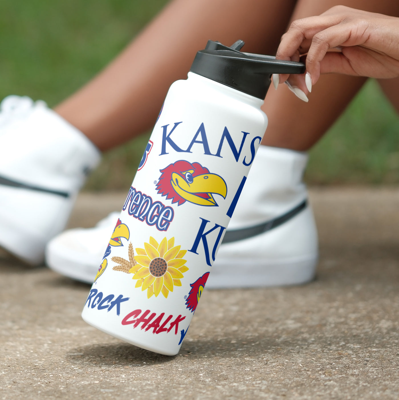 Kansas 34oz Native Quencher Bottle
