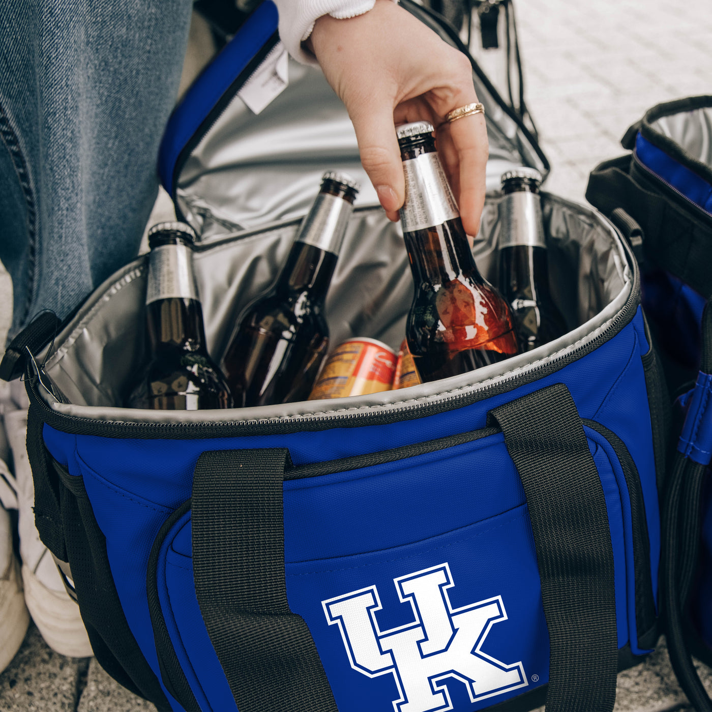 Kentucky 24 Can Flex Cooler