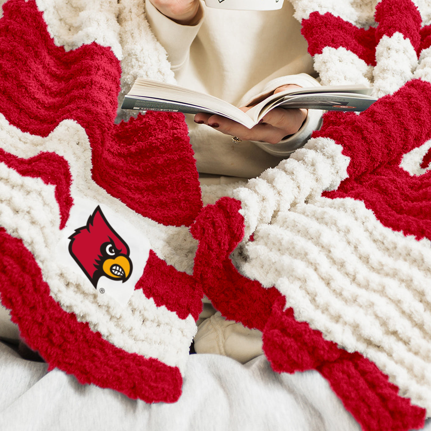 Louisville Cable Knit Throw 50x60