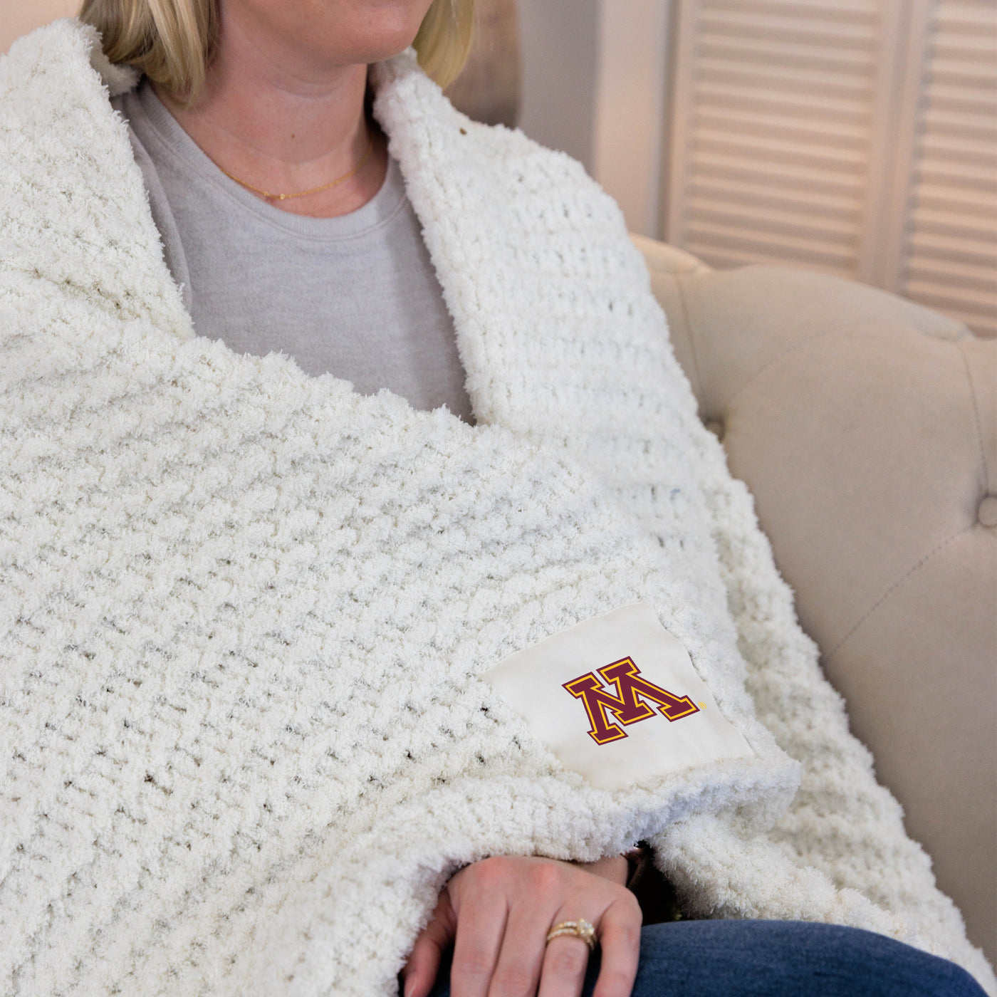 Minnesota Cable Knit Throw 50x60