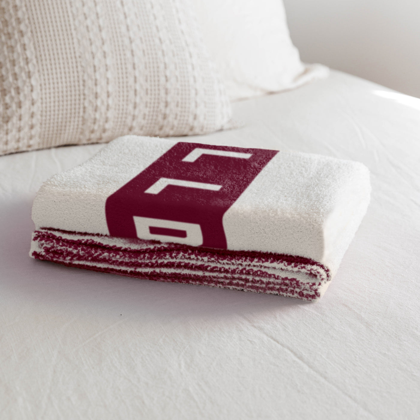 Mississippi State Luxe Prime Dreams Throw