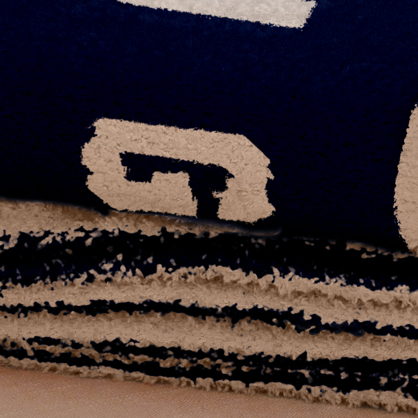 Notre Dame Prime Luxe Dreams Throw