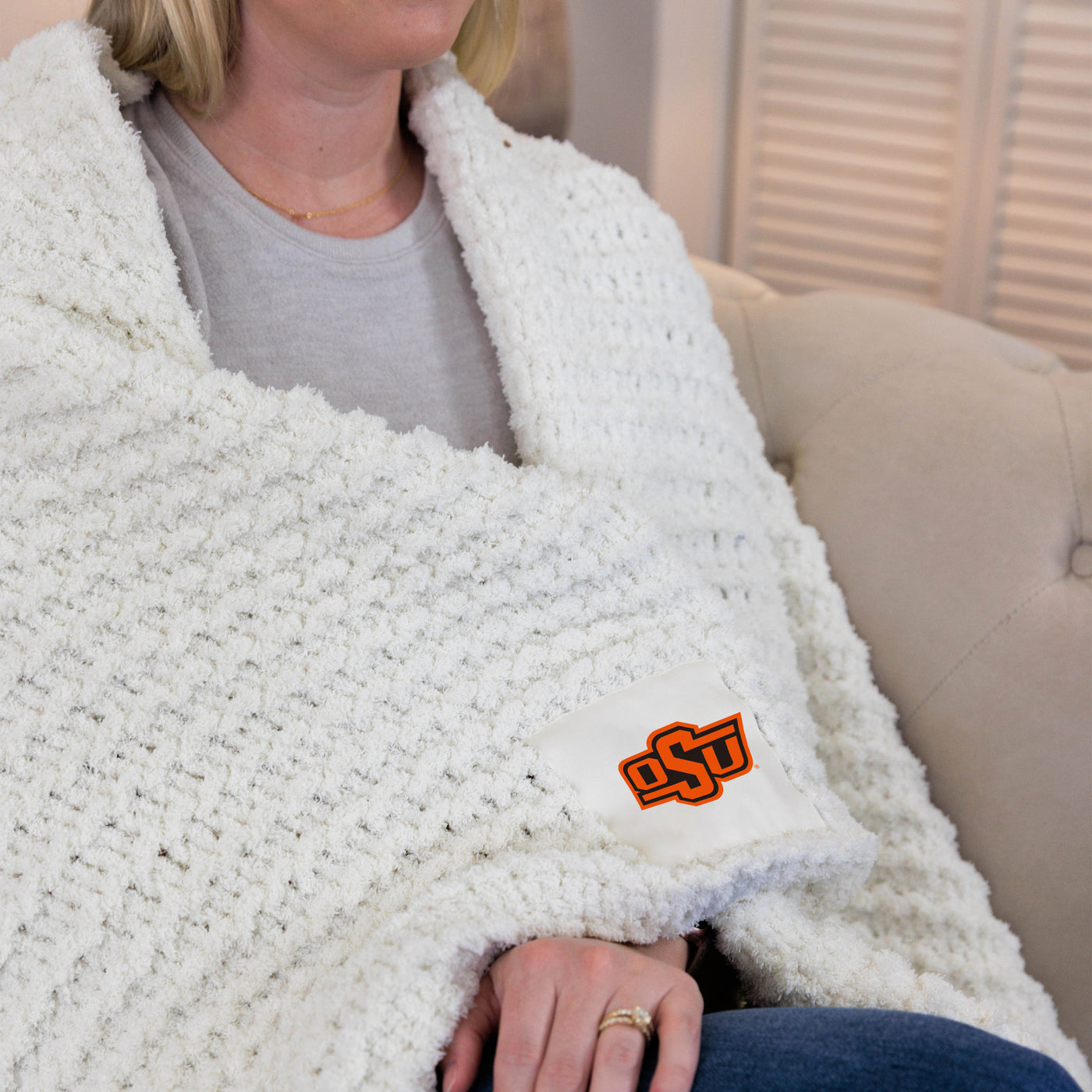 Oklahoma State Ivory Cable Knit Throw 50x60