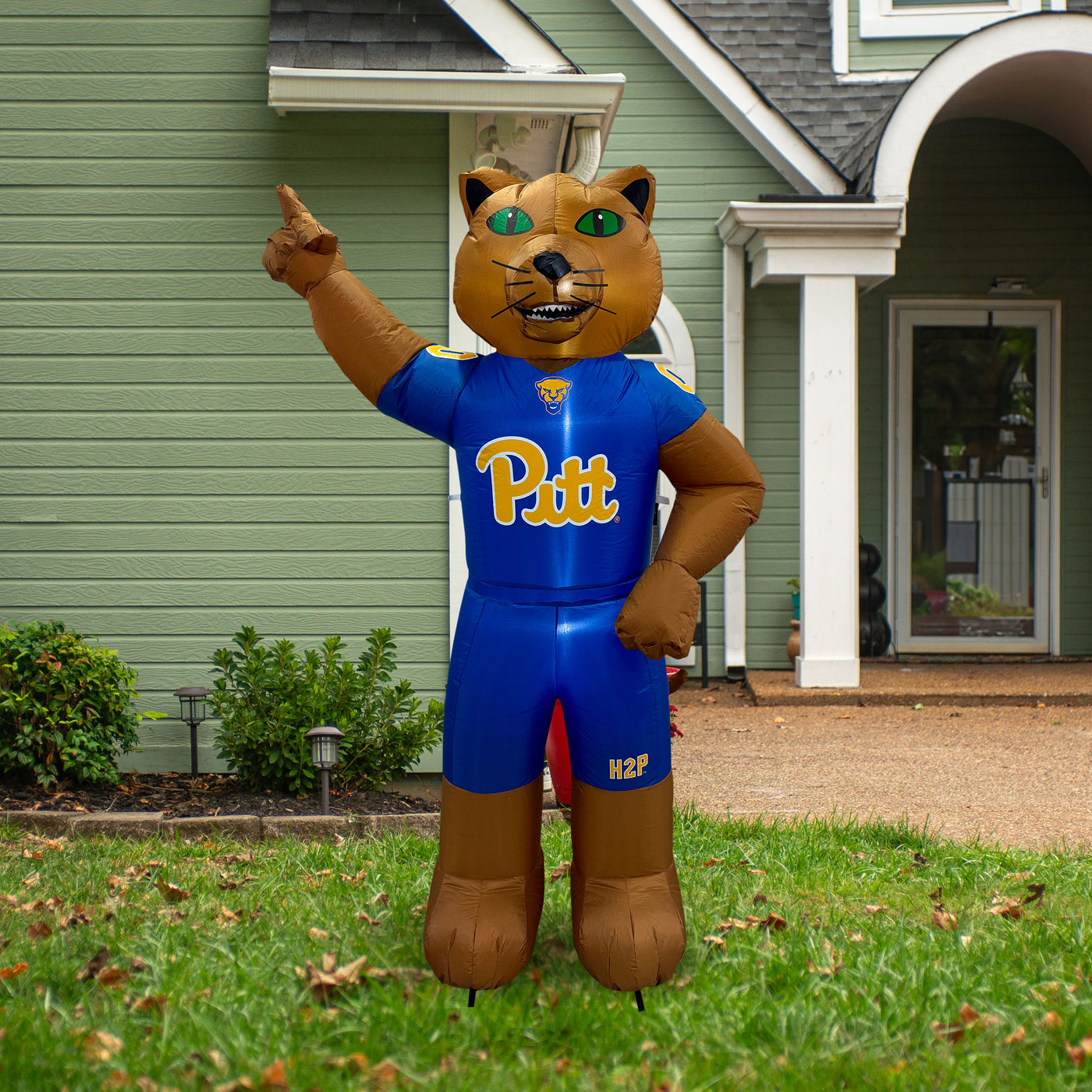 Pittsburgh 7ft Yard Inflatable Mascot
