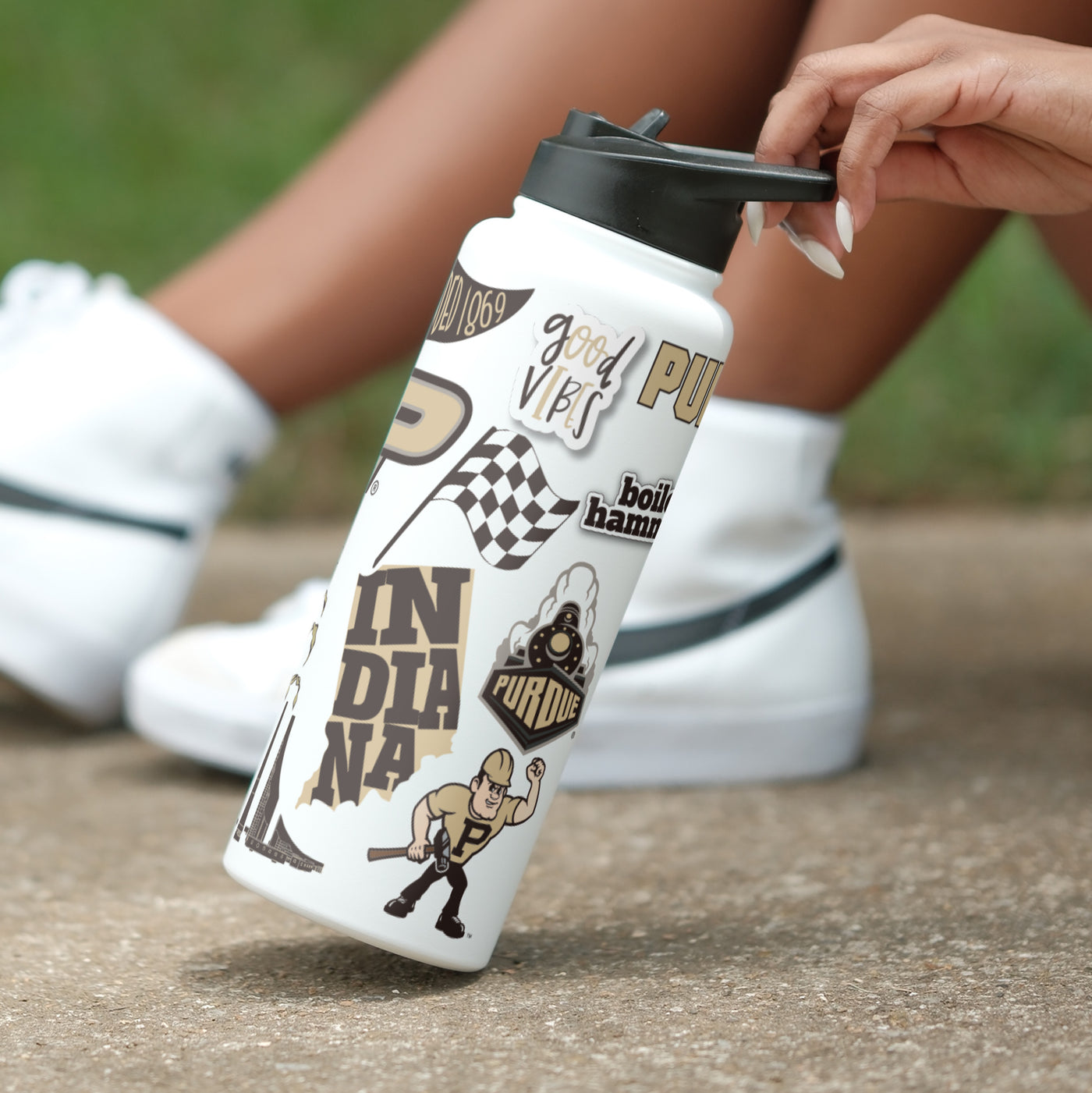 Purdue 34oz Native Quencher Bottle