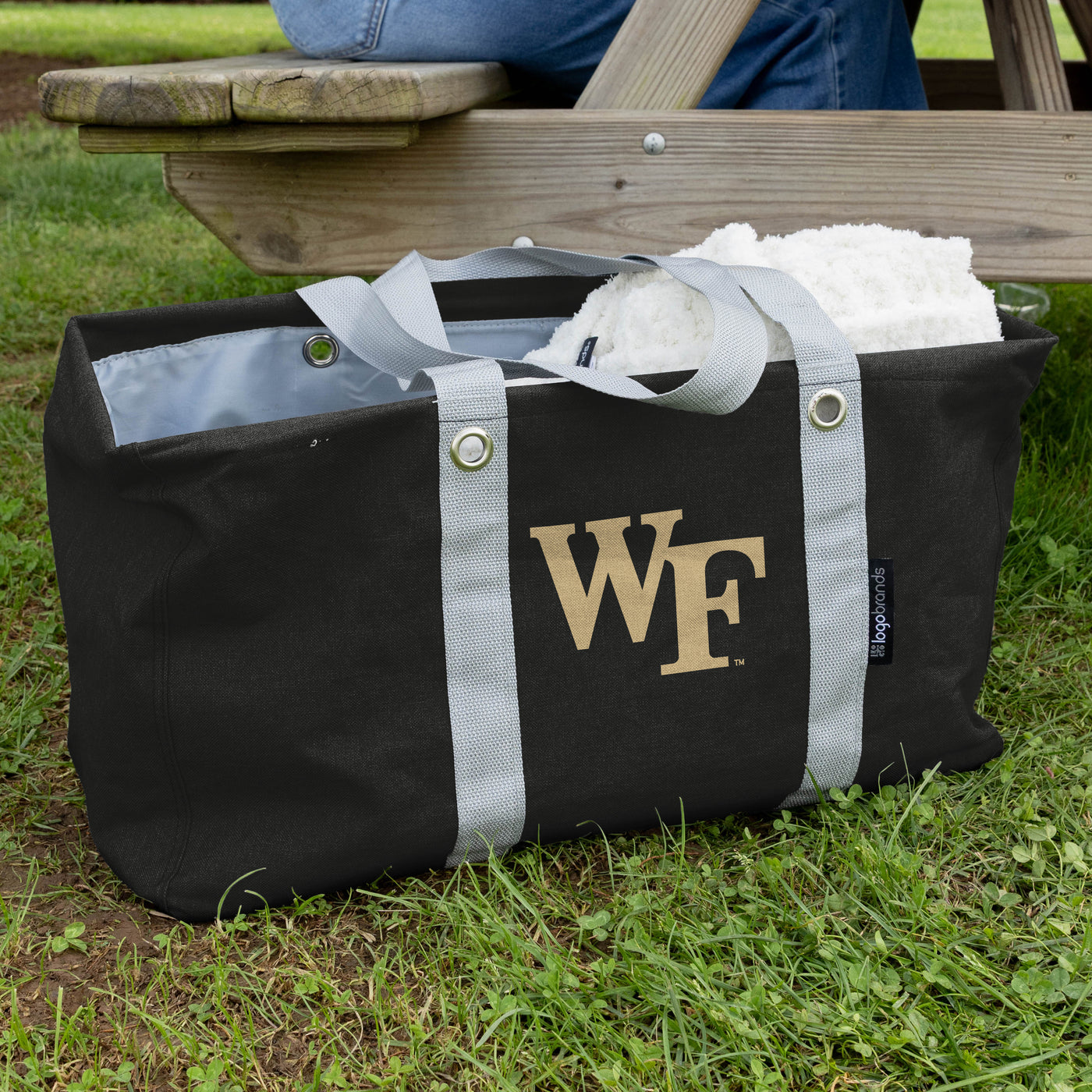 Wake Forest Picnic Crosshatch Caddy