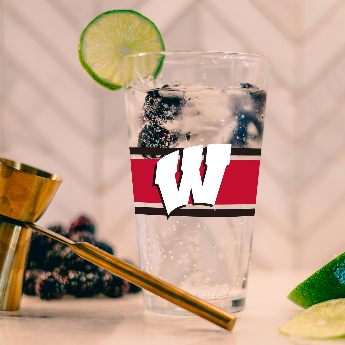 Wisconsin 16oz Stripe Pint Glass