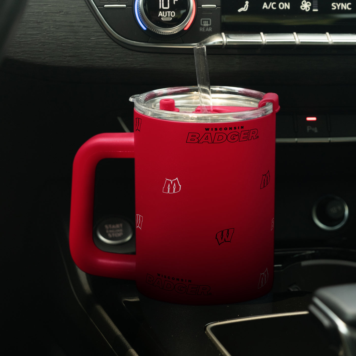 Wisconsin 24oz Step And Repeat Tumbler w/Handle