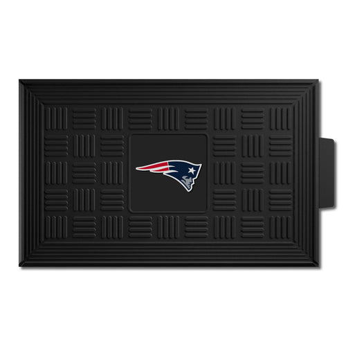 NFL New England Patriots medallion door mat with team logo, durable outdoor mat featuring Patriots branding and design.