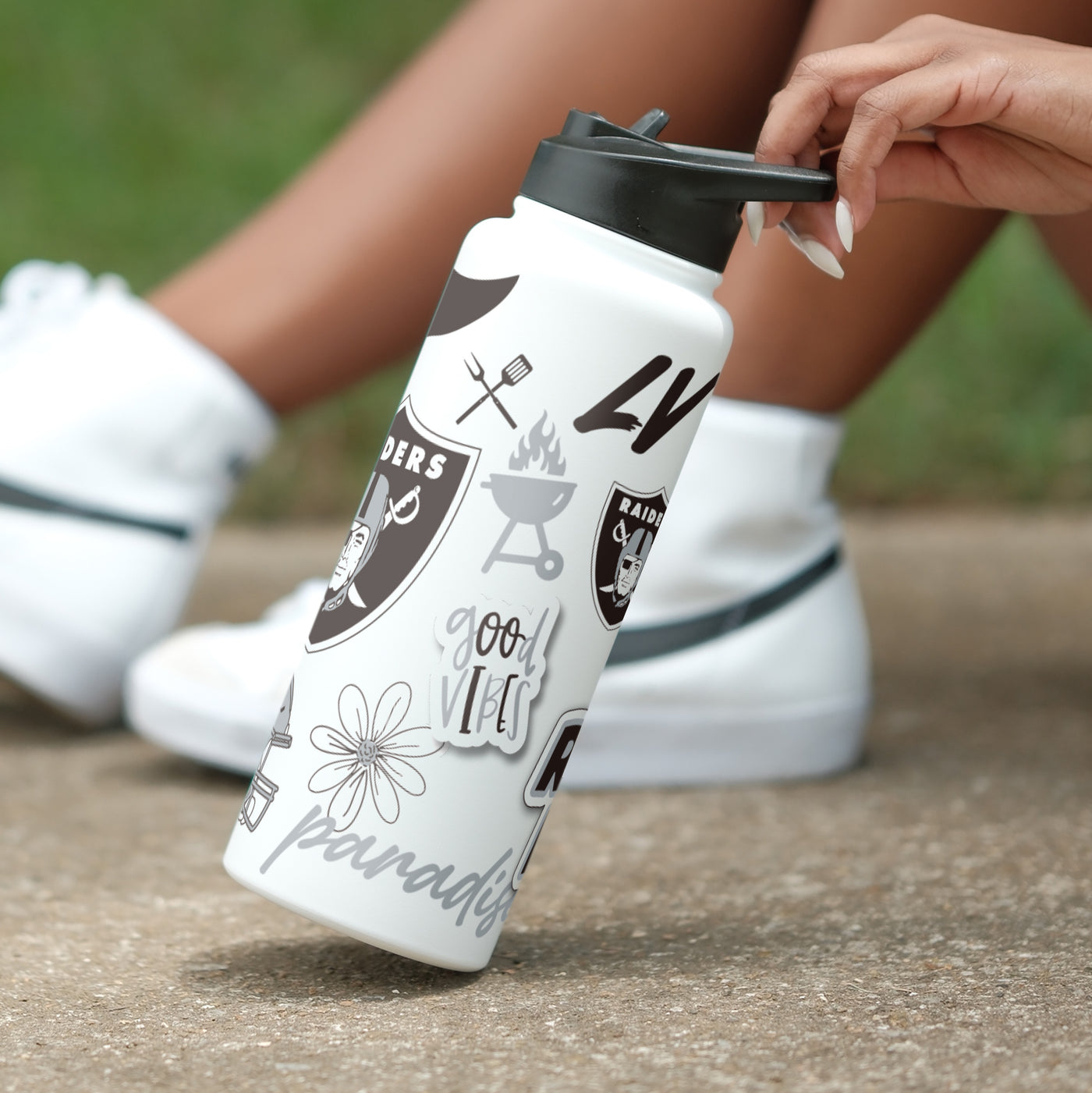 Las Vegas Raiders 34oz Native Quencher Bottle