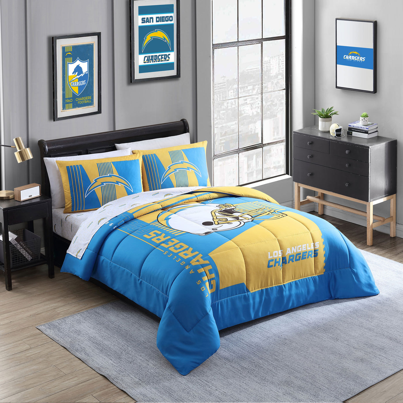 Los Angeles Chargers Status Bed In A Bag Queen