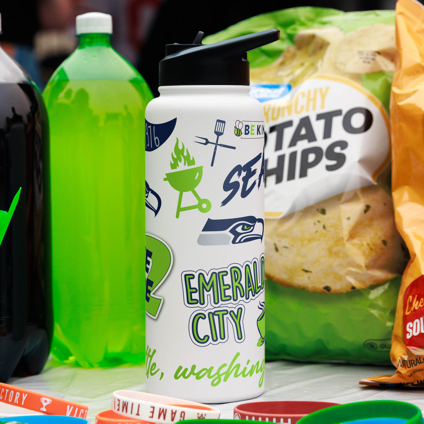 Seattle Seahawks 34oz Native Quencher Bottle